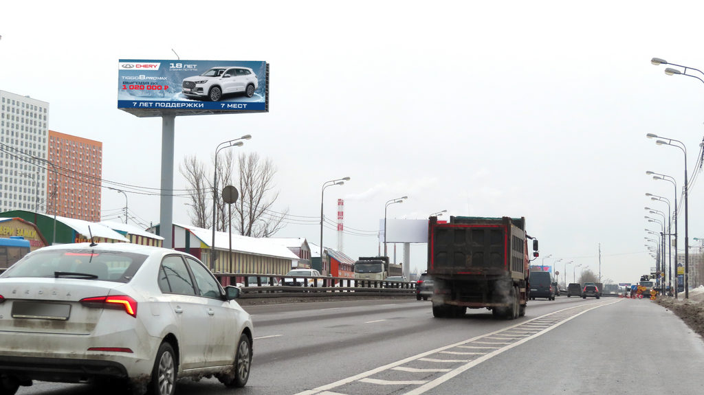 Варшавское шоссе 5км+900м Слева