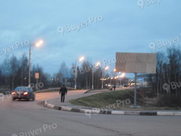 Рекламная конструкция г.Руза, Волоколамское шоссе, напротив д. 8 (АЗС). (Фото)