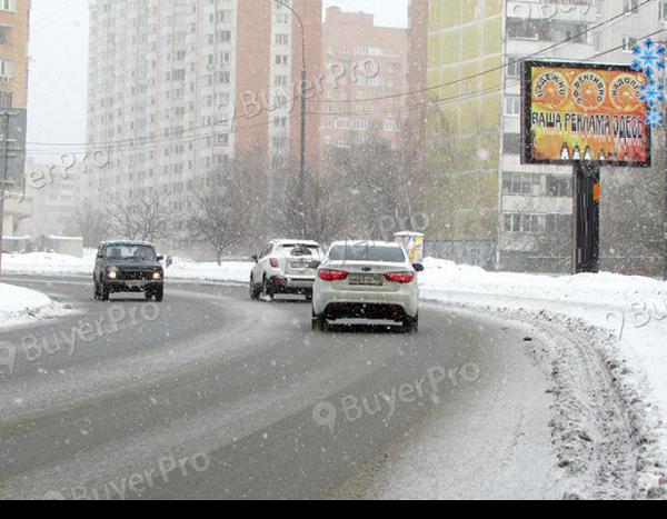 Рекламная конструкция г. Одинцово, ул. Новоспортивная  д.8 справа из Москвы (Фото)