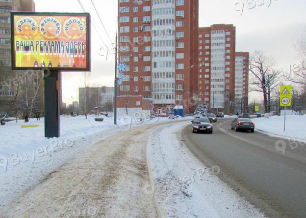 Рекламная конструкция г. Одинцово, ул. Новоспортивная  д.8 справа из Москвы (Фото)