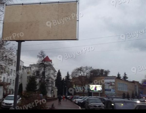 Рекламная конструкция  ул. Михалевича (у Администрации,  напротив Росбанка) (Фото)