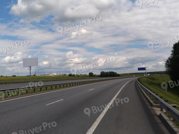 Рекламная конструкция трасса М5 Урал, 68км+750м лево (600м от светофора)
 (Фото)
