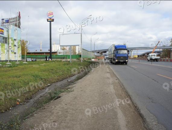 Рекламная конструкция М-1 «Беларусь», 27км+100м / въезд в ТЦ Конфитюр, правая сторона (Фото)