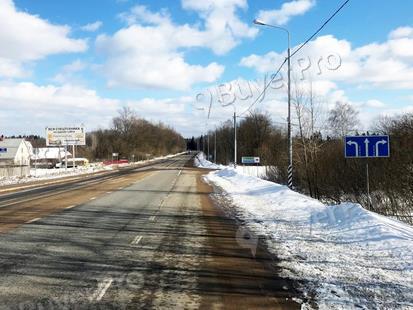 Рекламная конструкция д. Лужки, напротив поворота в д. Веретенки, Волоколамское шоссе, при движении в область, справа (Фото)