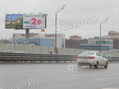 Рекламная конструкция Новорижское ш., 21450м (от МКАД 4650м)  при движении в область (Фото)