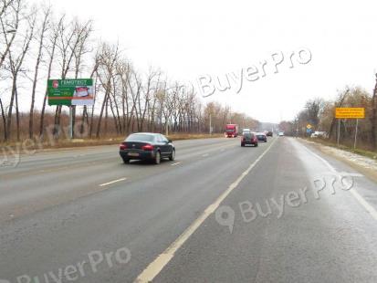 Рекламная конструкция Старокаширское ш., 550м до поворота на Володарское ш., слева (Фото)