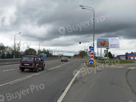 Рекламная конструкция Калужское шоссе, 42км + 550м, справа (въезд на строительный рынок Молоток) (Фото)