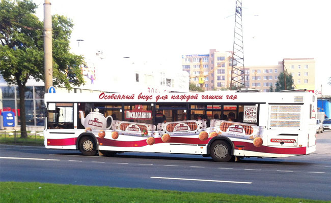 Пример наружной рекламы на автобусе 3